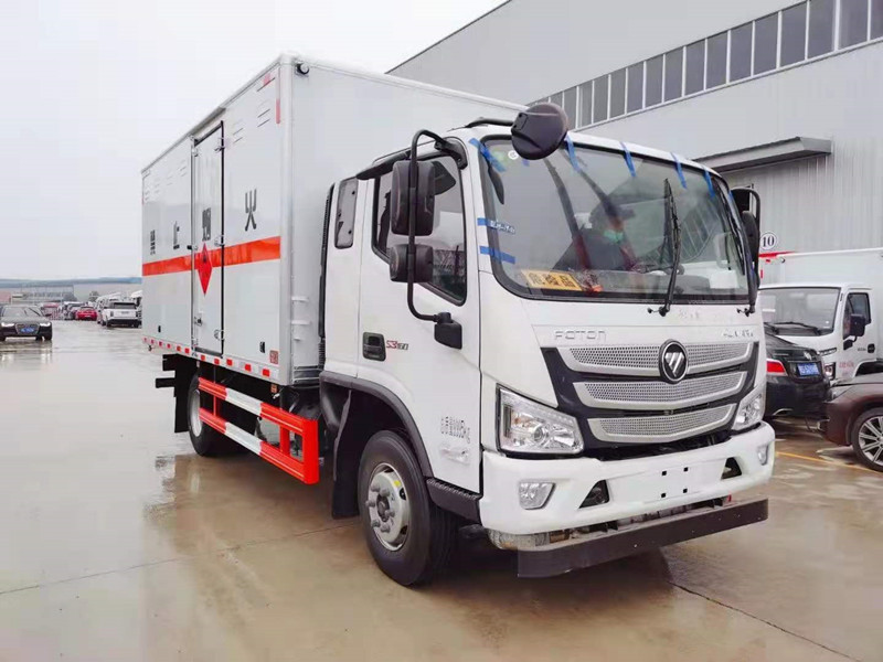 福田歐馬可4米2爆破器材運(yùn)輸車